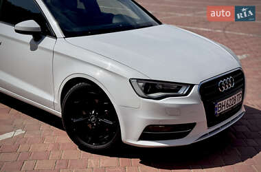 Седан Audi A3 2015 в 