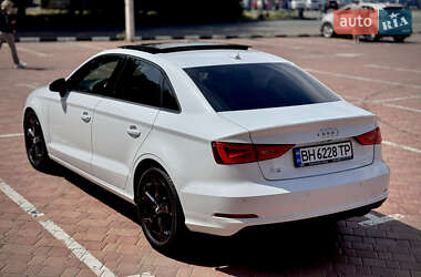 Седан Audi A3 2015 в 