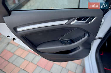 Седан Audi A3 2015 в 