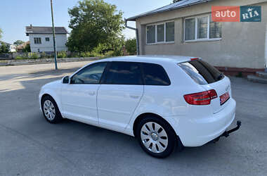 Хэтчбек Audi A3 2009 в 