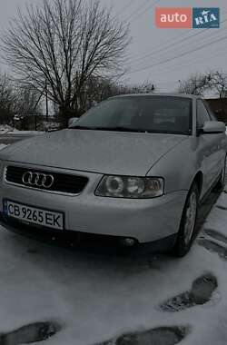 Хэтчбек Audi A3 2001 в 