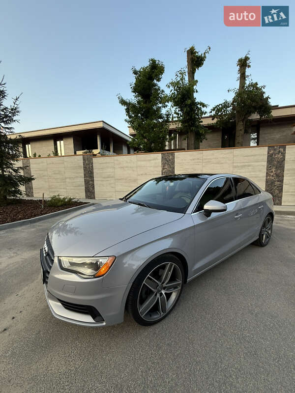 Седан Audi A3 2014 в Львове