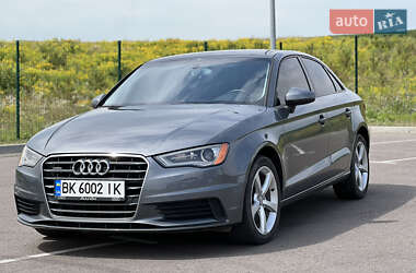 Седан Audi A3 2015 в Рівному