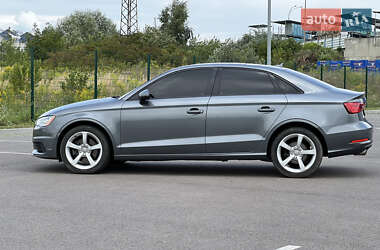 Седан Audi A3 2015 в 