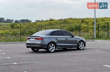Седан Audi A3 2015 в 