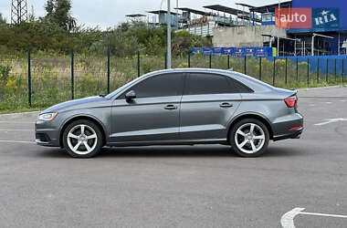 Седан Audi A3 2015 в 