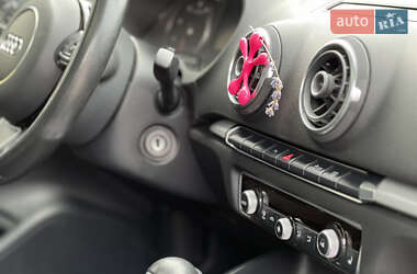 Седан Audi A3 2015 в 