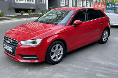 Хэтчбек Audi A3 2016 в 