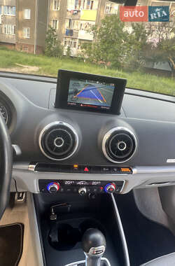 Кабриолет Audi A3 2016 в 