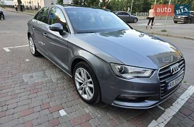 Седан Audi A3 2015 в Киеве