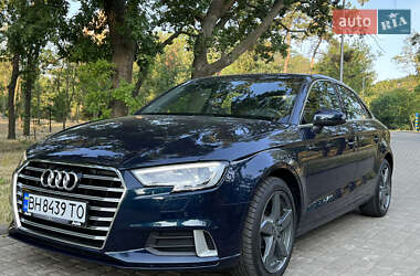 Седан Audi A3 2019 в Одессе