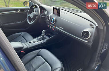 Седан Audi A3 2019 в 