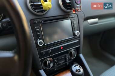 Хэтчбек Audi A3 2010 в 