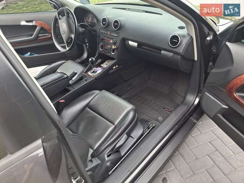 Хетчбек Audi A3 2004 в Кропивницькому