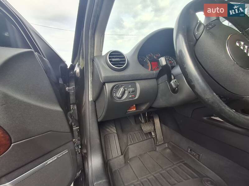 Хетчбек Audi A3 2004 в Кропивницькому