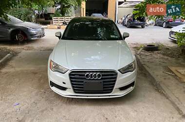 Седан Audi A3 2015 в 