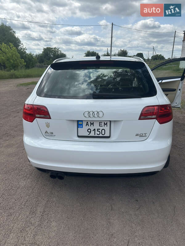 Хэтчбек Audi A3 2010 в Коростене