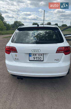 Хэтчбек Audi A3 2010 в 