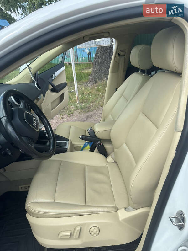 Хэтчбек Audi A3 2010 в Коростене