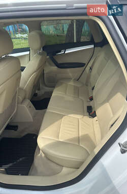 Хэтчбек Audi A3 2010 в 
