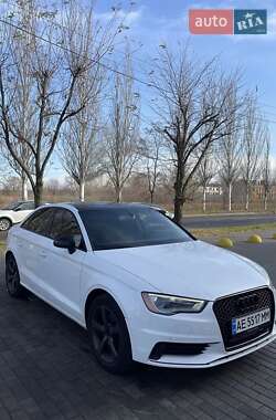Седан Audi A3 2015 в Виннице