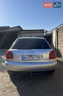 Хэтчбек Audi A3 1997 в 