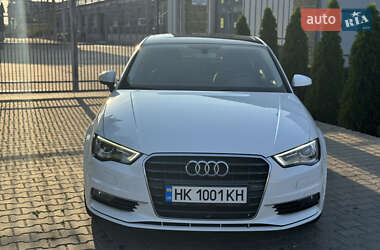 Седан Audi A3 2015 в 