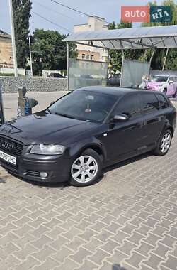 Хэтчбек Audi A3 2007 в 
