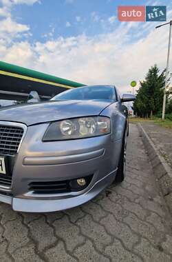 Хэтчбек Audi A3 2006 в 