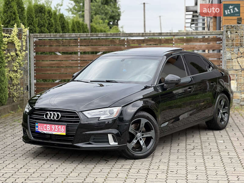 Седан Audi A3 2018 в 