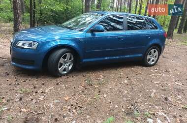 Хэтчбек Audi A3 2010 в 
