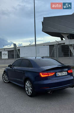 Седан Audi A3 2015 в 