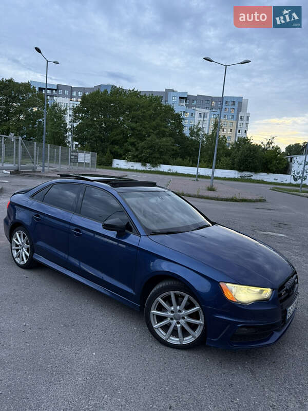 Седан Audi A3 2015 в Львове