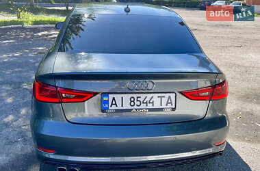 Седан Audi A3 2015 в 