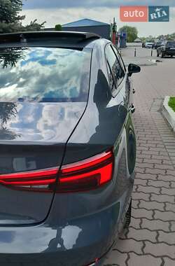 Седан Audi A3 2017 в 