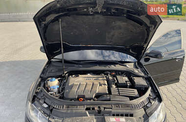 Хэтчбек Audi A3 2011 в 