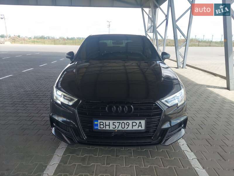 Седан Audi A3 2016 в Одессе