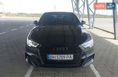 Седан Audi A3 2016 в 