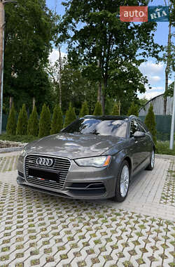 Седан Audi A3 2016 в Харькове