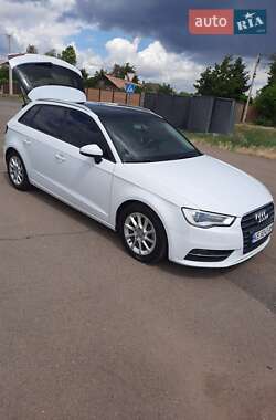 Хэтчбек Audi A3 2016 в 