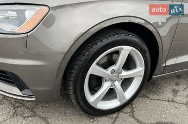 Седан Audi A3 2015 в 