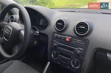 Хэтчбек Audi A3 2007 в 
