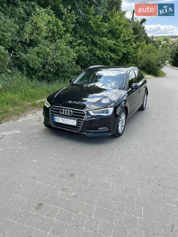 Хэтчбек Audi A3 2016 в Львове