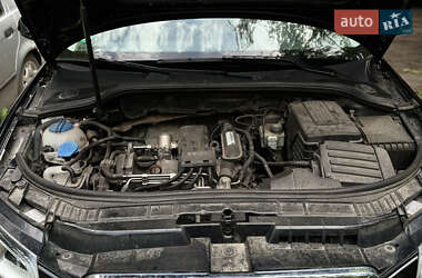 Хэтчбек Audi A3 2011 в 