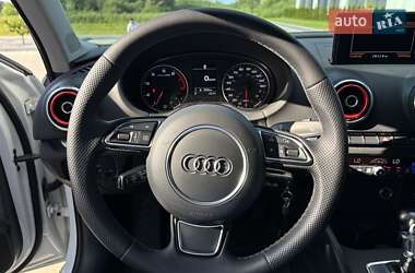 Седан Audi A3 2015 в 