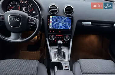 Хэтчбек Audi A3 2011 в 