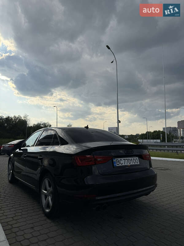 Седан Audi A3 2015 в Львове