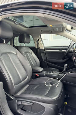 Седан Audi A3 2015 в 