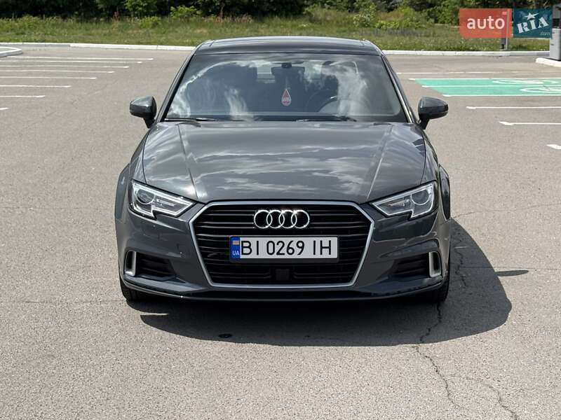 Седан Audi A3 2017 в Полтаве