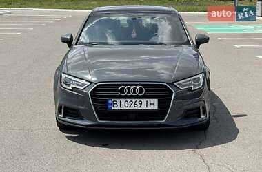 Седан Audi A3 2017 в 